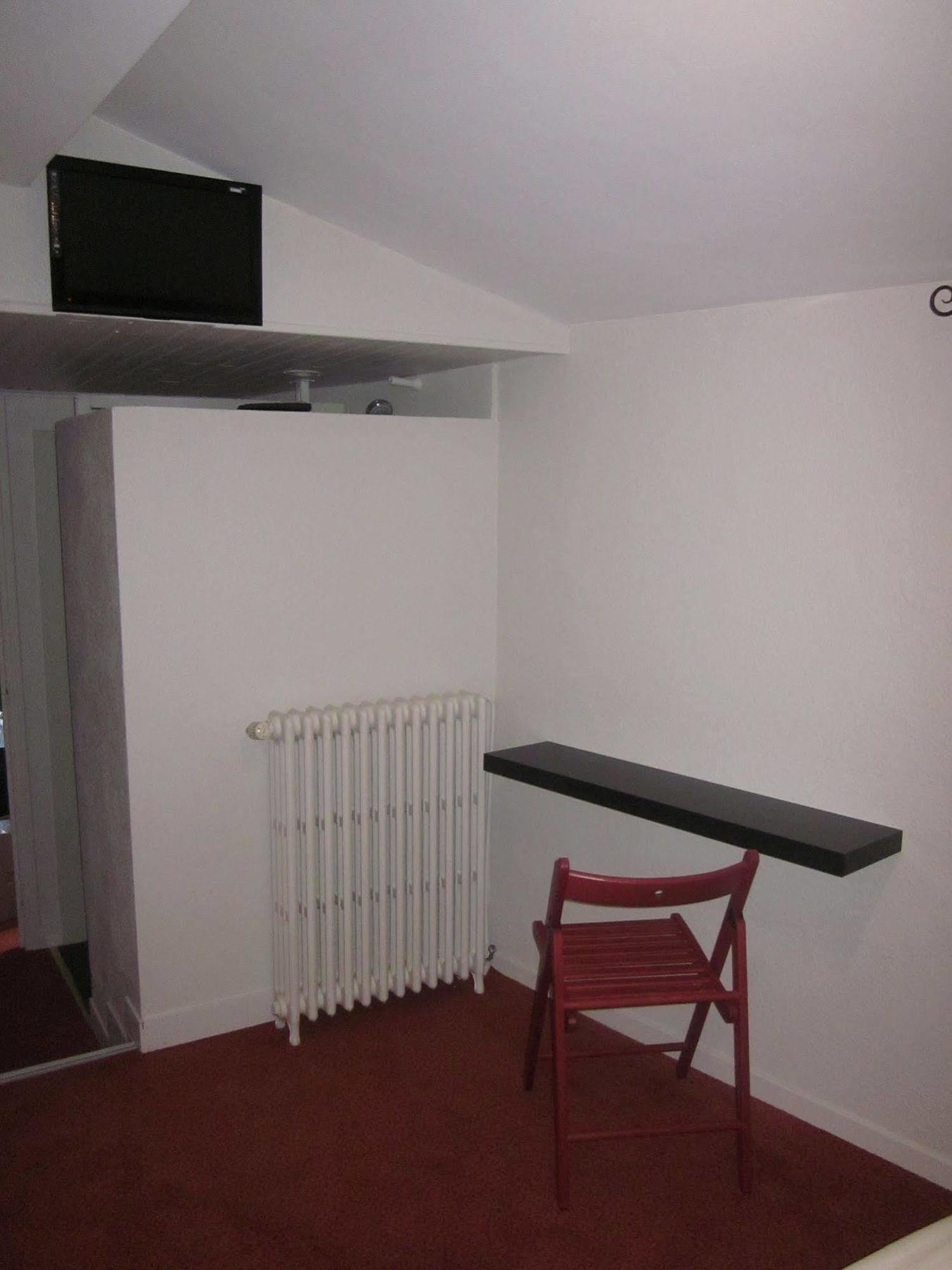 Mably Auberge Des Volcans D'Auvergne מראה חיצוני תמונה